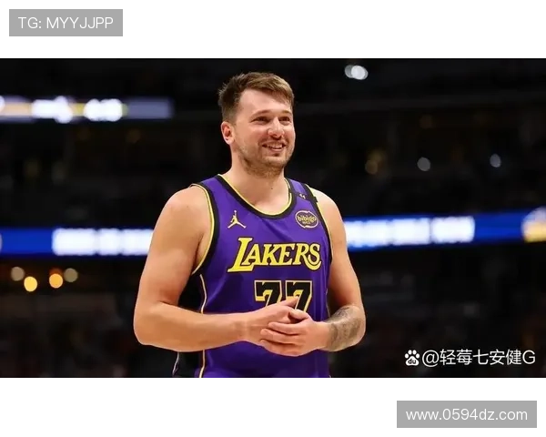 东契奇吐槽裁判标准双重尺度